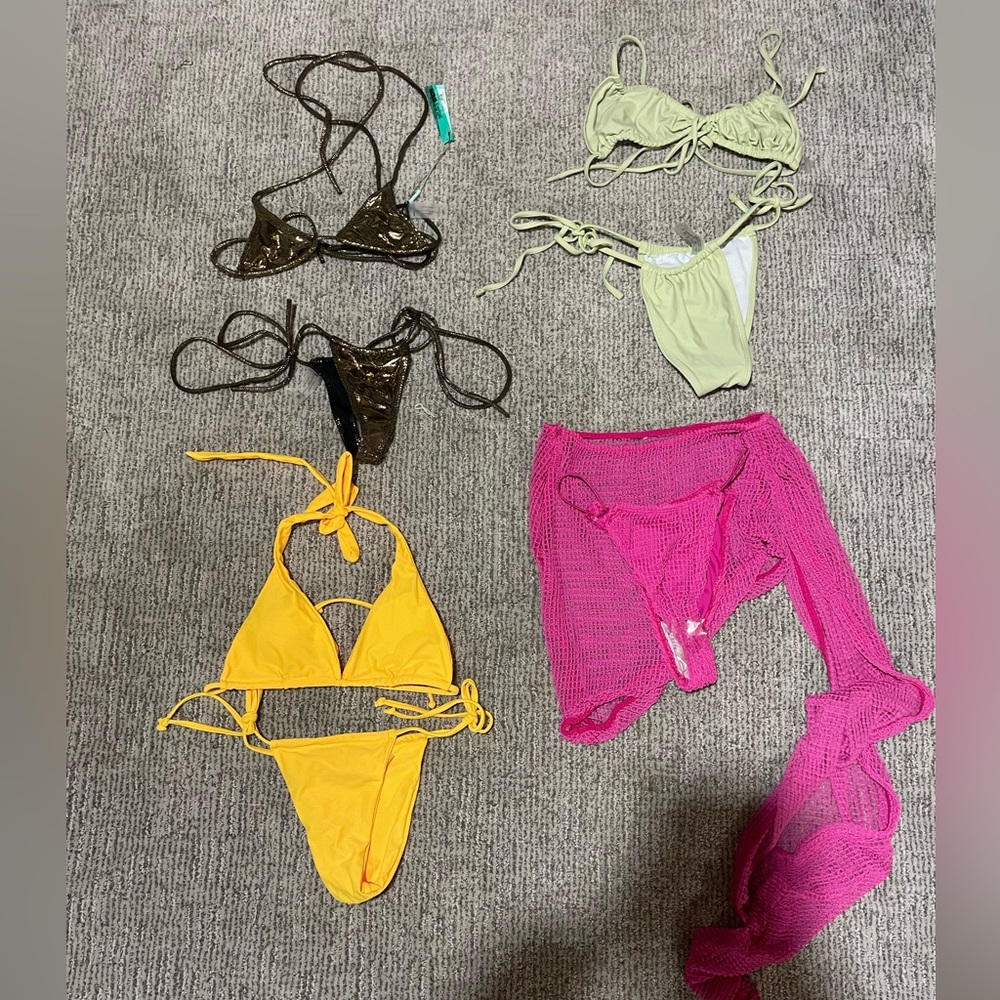 Womens swim